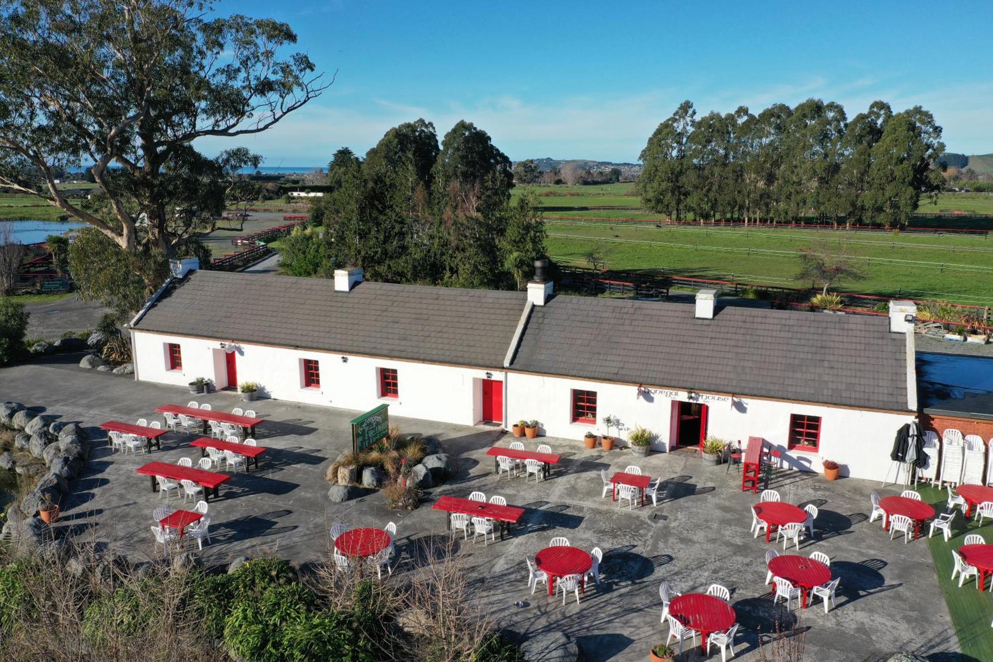 Donegal House Hotel Кайкура Екстериор снимка