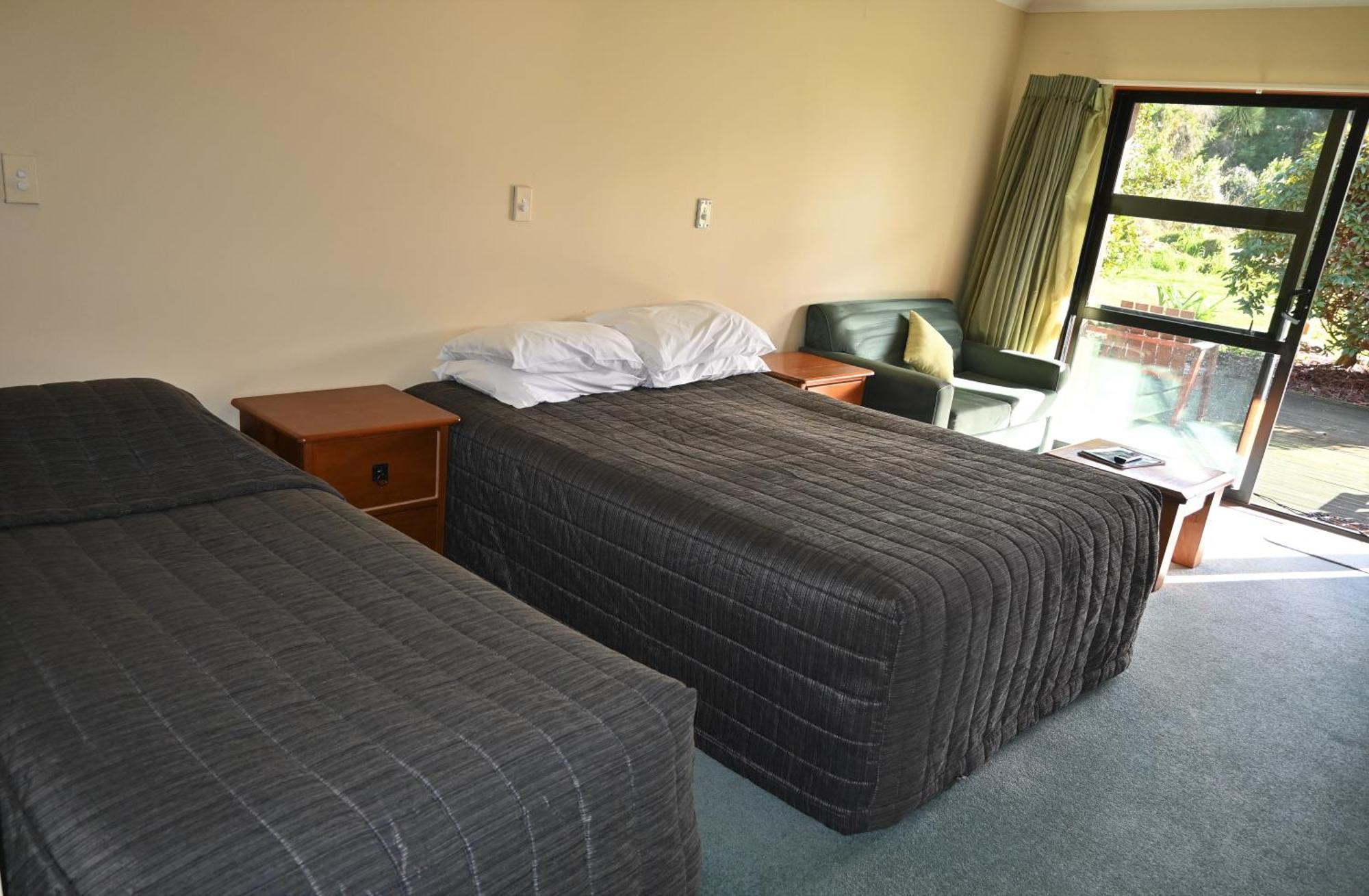 Donegal House Hotel Кайкура Екстериор снимка