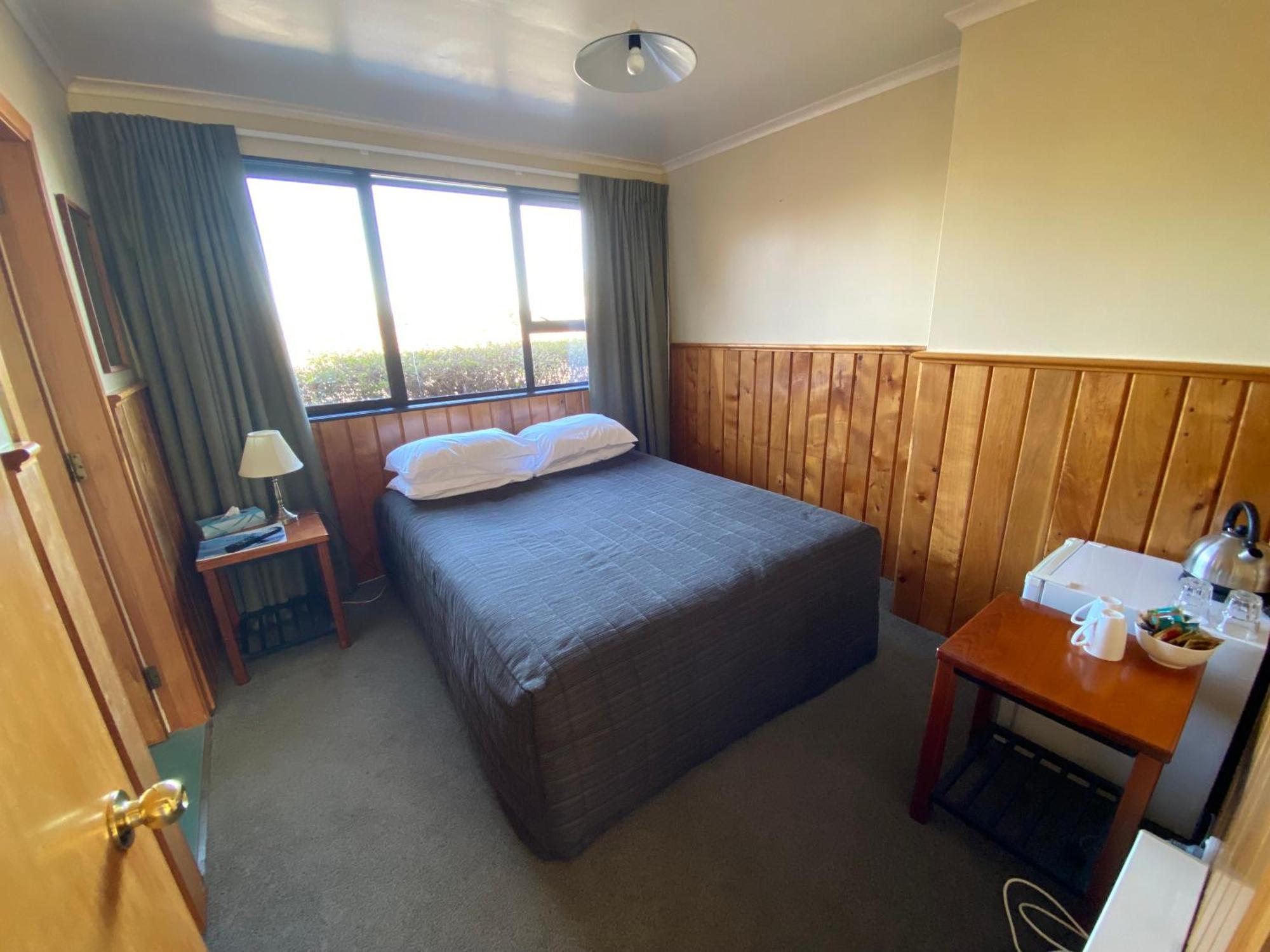 Donegal House Hotel Кайкура Екстериор снимка