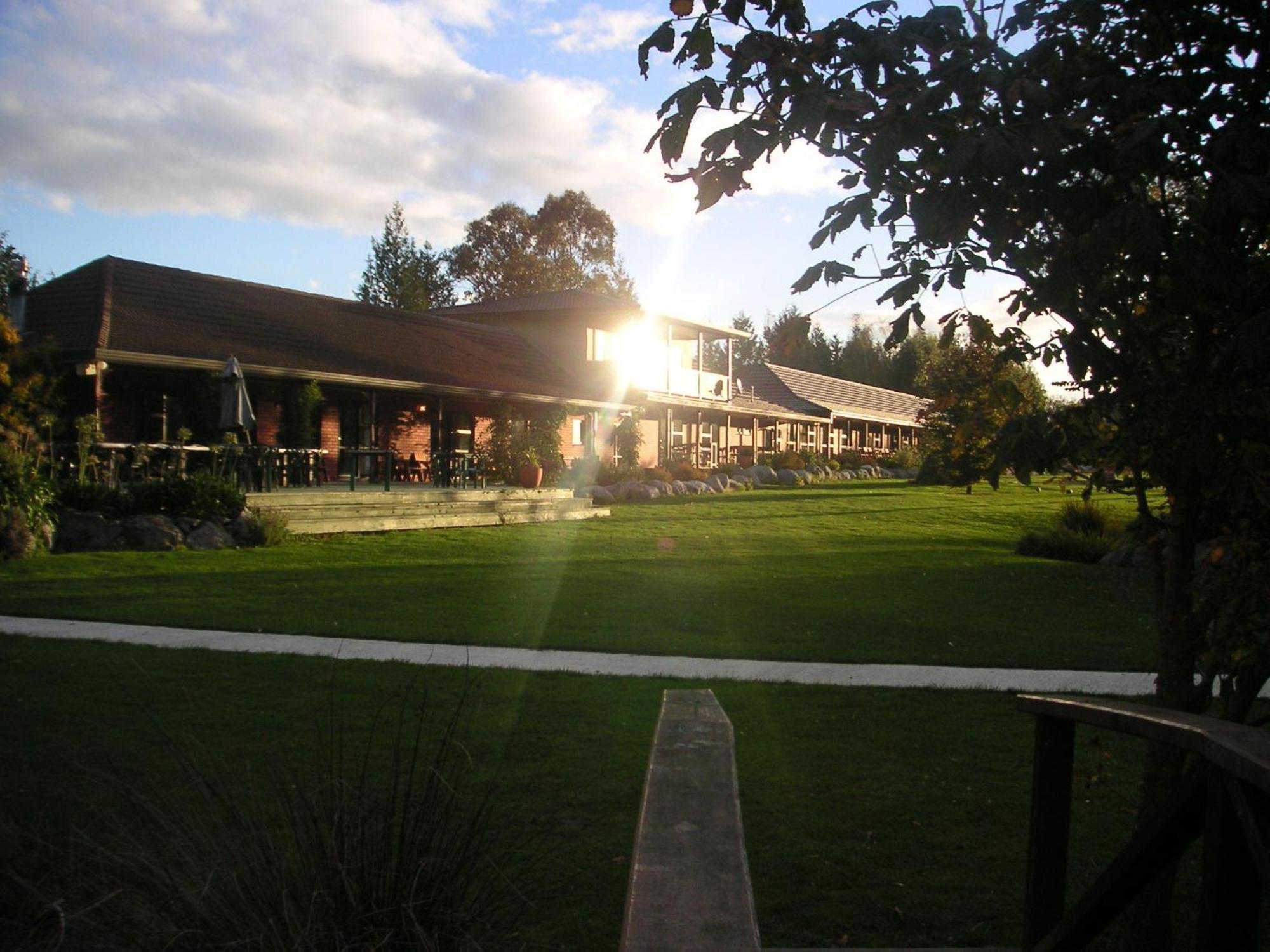 Donegal House Hotel Кайкура Екстериор снимка