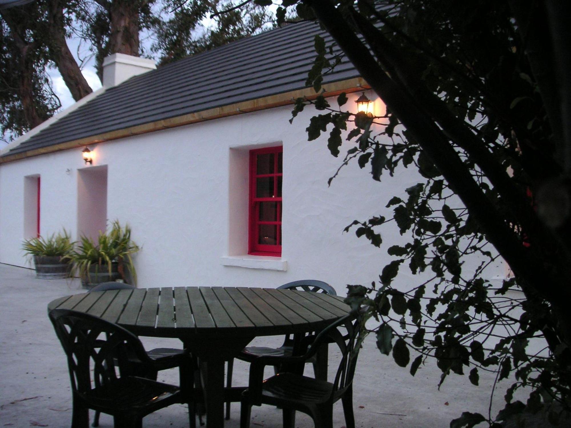 Donegal House Hotel Кайкура Екстериор снимка