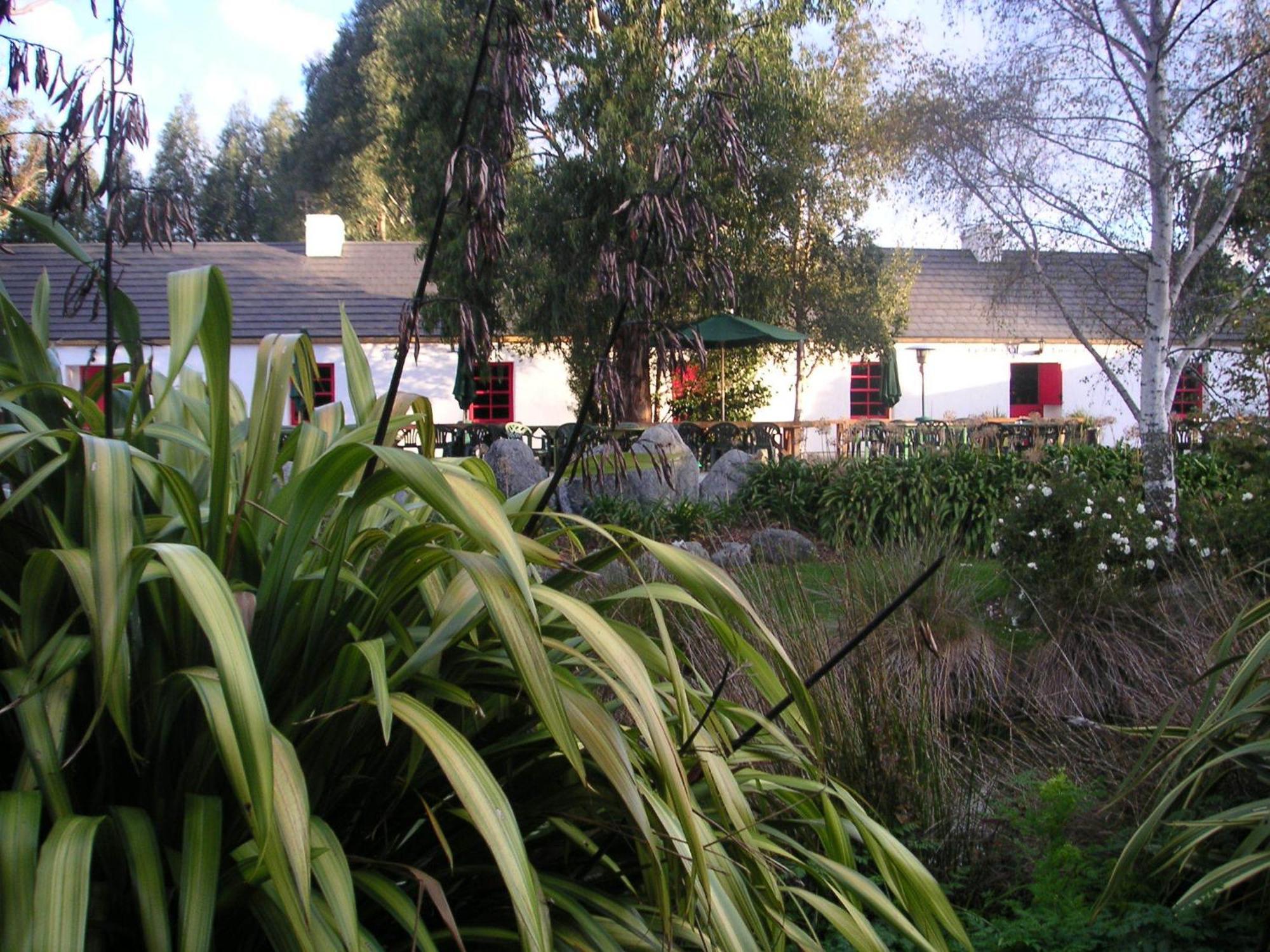 Donegal House Hotel Кайкура Екстериор снимка