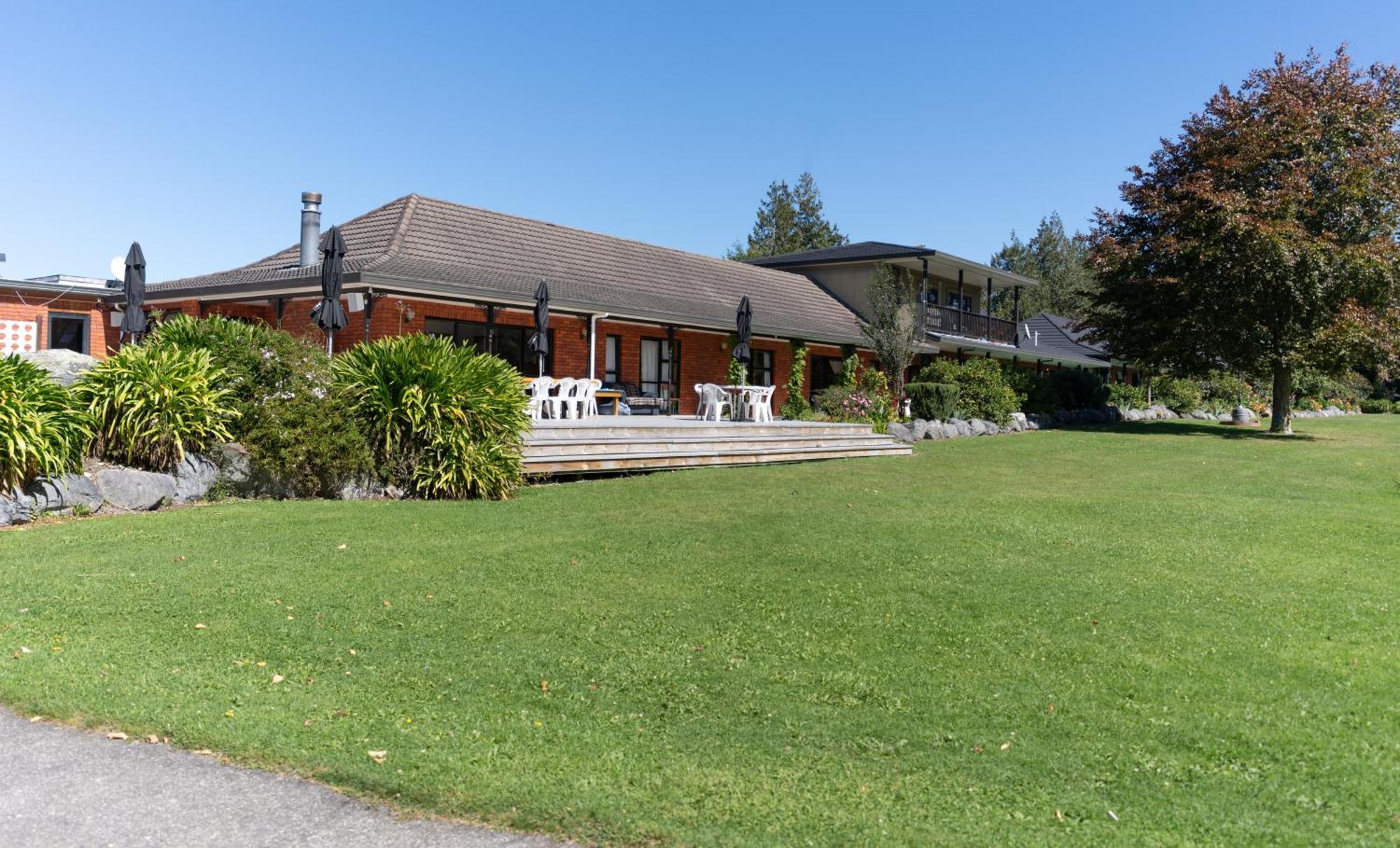Donegal House Hotel Кайкура Екстериор снимка