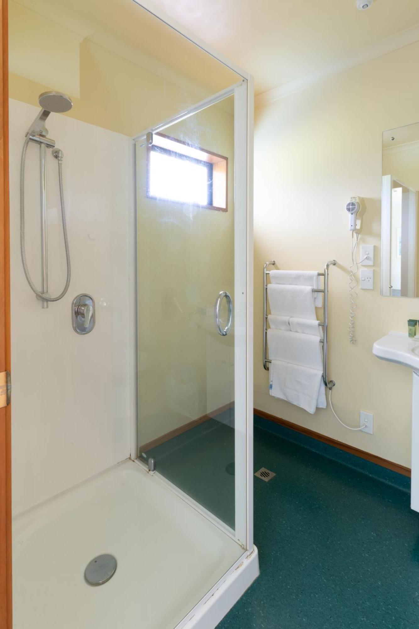 Donegal House Hotel Кайкура Екстериор снимка